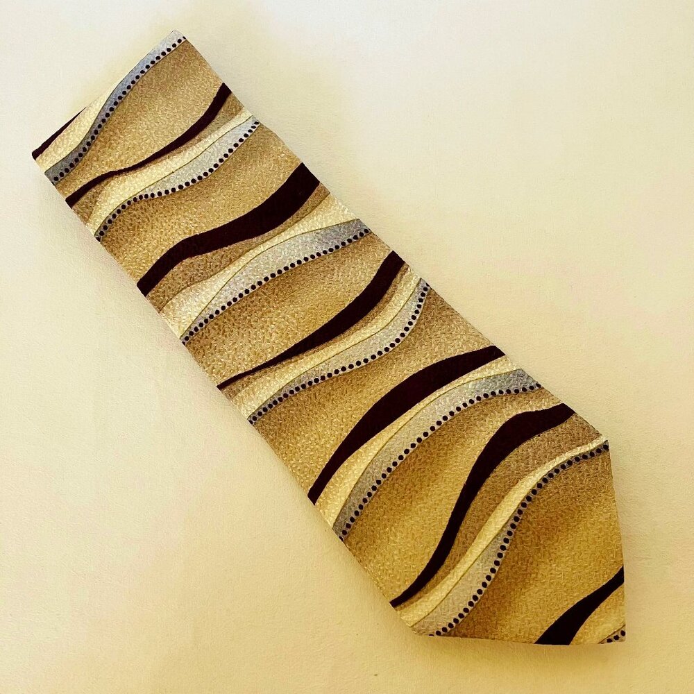 Jay Jacobs Menswear Neck Tie 100% Silk Brown Tan Gray Wave Hand Fashioned USA